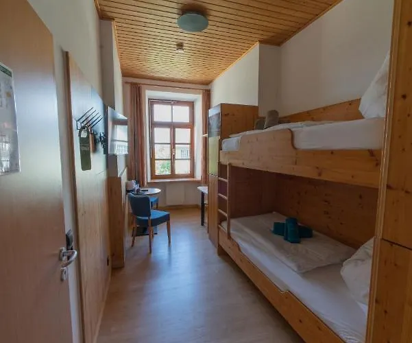 Haus - Bed & Breakfast